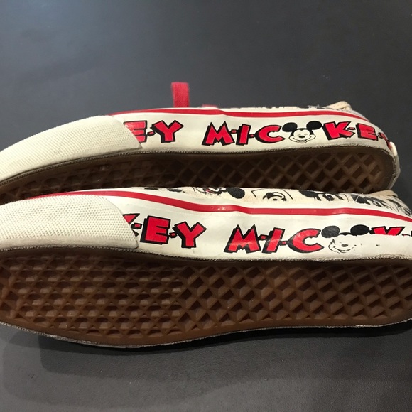 Mickey Mouse Tennis Shoes by Vans - Picture 8 of 10